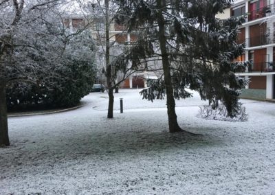 La résidence sous la neige